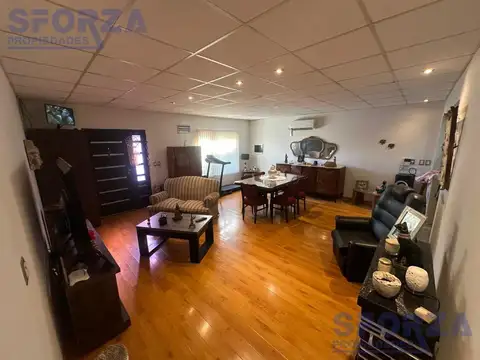 Casa 3 ambientes con 3 baños