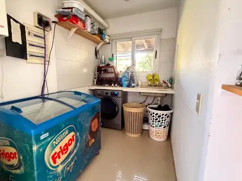 Casa en Venta con 6 cocheras