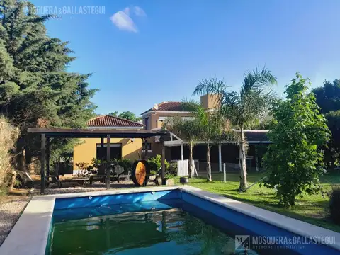 Temporada 2027.S. Clara,4 Dormitorios(3en suite )2 play. Lote interno! La mejor laguna de Villanueva