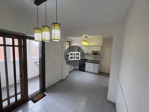 Venta Dpto 3 amb. c/ cochera cub. APTO CRÉDITO!