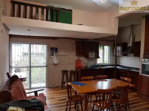 Depto Tipo Casa en Alquiler de 4 dormitorios