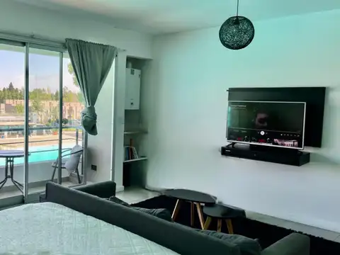 Lagoon Pilar