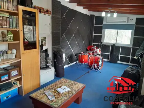 Casa en Venta con 1 cochera