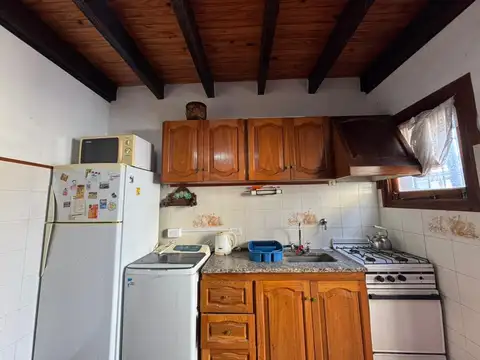 Departamento en Alquiler en Villa Gesell, $ 100