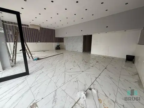 Local en Alquiler en Ezeiza, $ 3.000.000