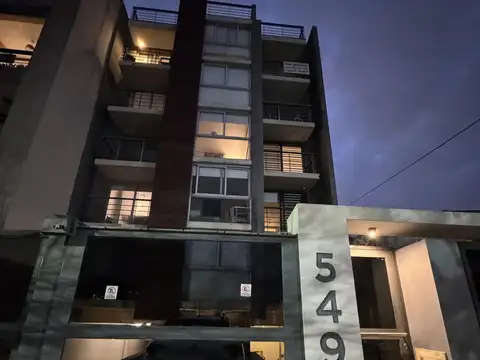 Departamento en Alquiler en Castelar Sur, $ 750.000