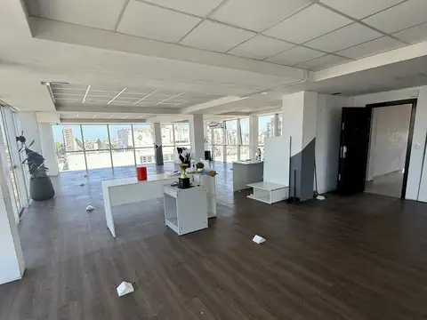 Oficina en Venta en Moron Sur, USD 500.000