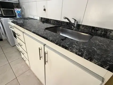 VENTA DEPARTAMENTO 1 DORM ALTO ALBERDI CON BALCON