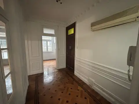 Departamento en Alquiler 80 años