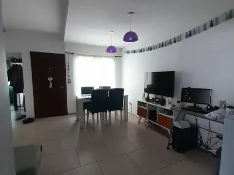 Depto Tipo Casa en Alquiler de 2 dormitorios
