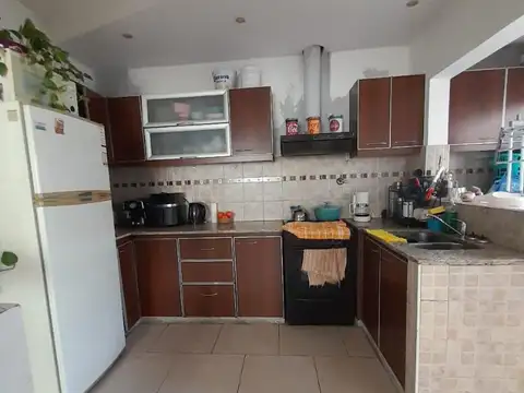 Depto Tipo Casa en Alquiler 40 años