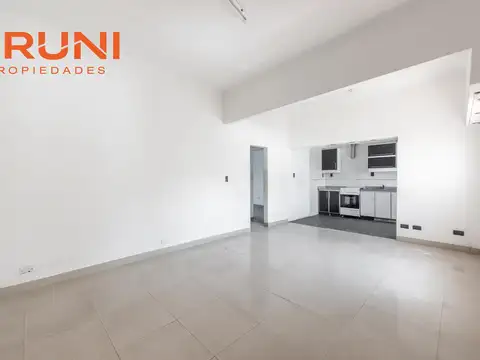 Senillosa al 1500 / Parque Chacabuco / PH 3 Ambientes en Venta