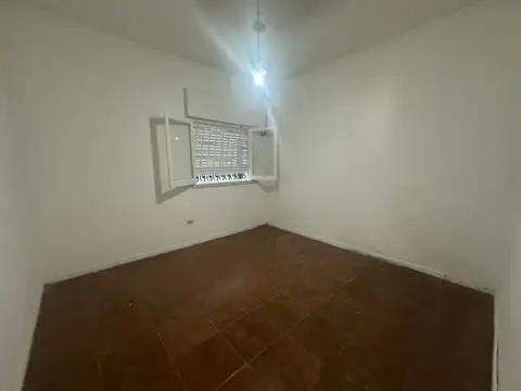 Depto Tipo Casa en Alquiler de 2 dormitorios