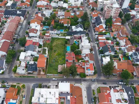 Casa 6 ambientes con 3 baños