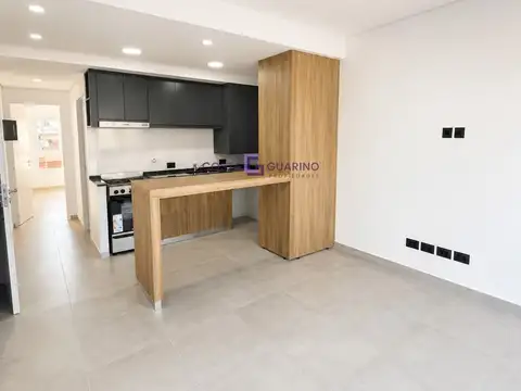 Departamento en Alquiler en Lomas del Mirador, $ 620.000
