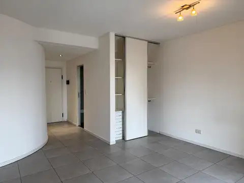 ALQUILER DPTO CON BALCON  LANUS ESTE 36 M2
