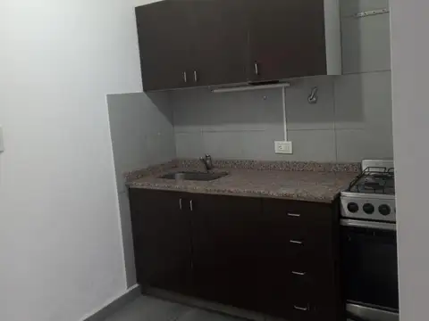Depto Tipo Casa 2 ambientes con 1 baño