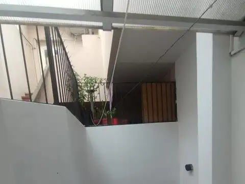 Depto Tipo Casa en Venta de 2 ambientes