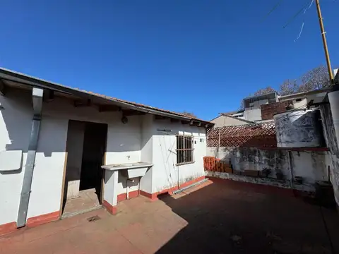PH en venta - 3 Dormitorios 1 Baño - Villa Urquiza