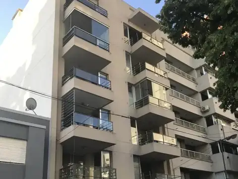 Departamento en Venta - 2 Dormitorios 2 Baños - 75mts - La Plata