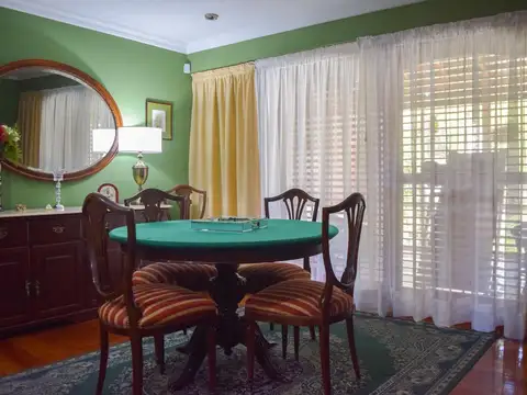 Casa 4 ambientes con 3 baños