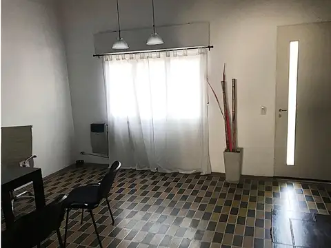 Depto Tipo Casa en Alquiler de 1 dormitorio