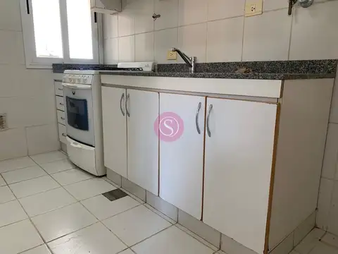 Departamento en Alquiler con 1 cochera
