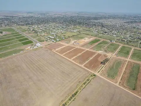 Terreno en Venta La Guillermina Funes Lote de 600m2