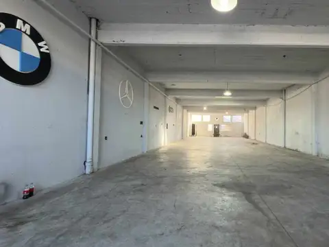 ALQUILER GALPON C/VIVIENDA/OFICINAS. EN SAN MARTIN