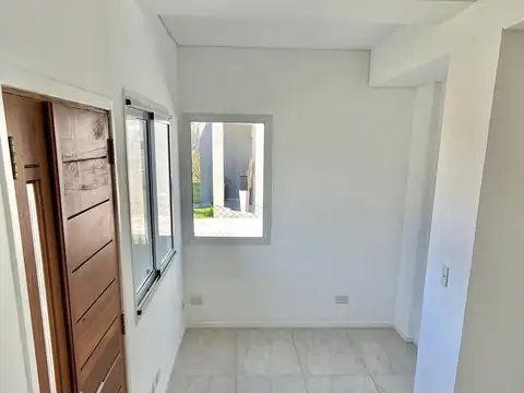 Casa en Alquiler en Lagoon Pilar, USD 2.200