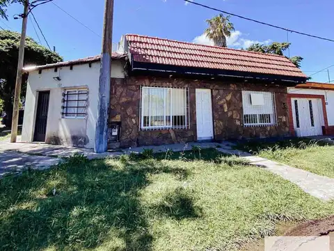 Casa en Venta en Villa Elvira, USD 57.000