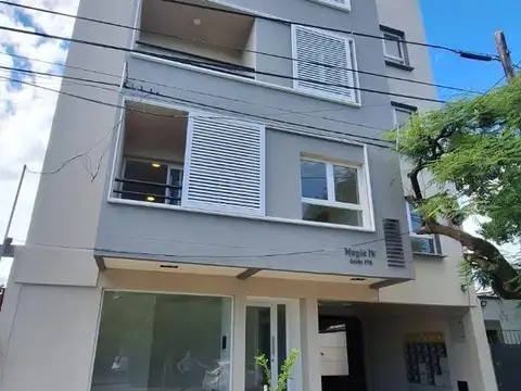 Colon 900
