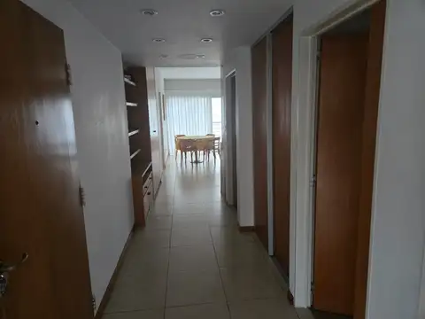 Lavalle 4000, Piso 5