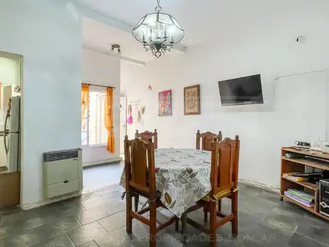 Depto Tipo Casa en Venta de 3 ambientes