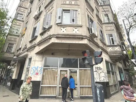 Local en Alquiler 52 años