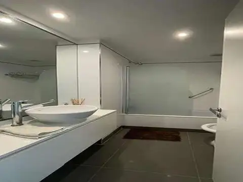 Departamento en Venta de 4 dormitorios