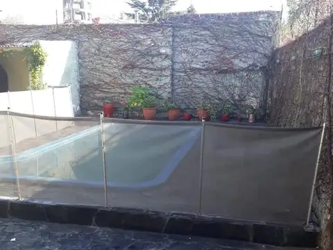 Casa 3 ambientes con 2 baños