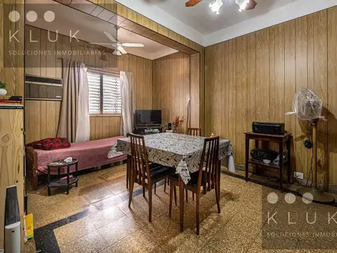 PH 2 ambientes con patio y terraza en Parque Chacabuco