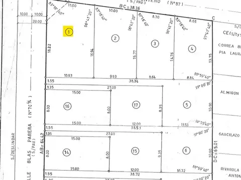 Se vende salón comercial sobre avenida