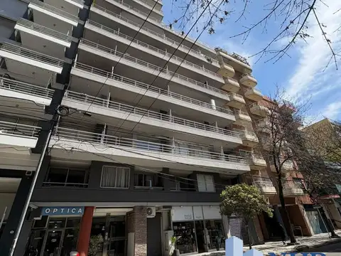 EXCEPC 1 AMB Y MEDIO FTE+BCON AP PROF PISCIN LAUNDRY VIGIL