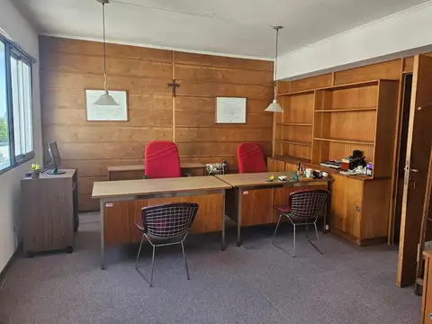 Semipiso de oficinas en Edificio Kennebec