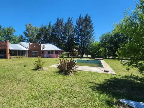 VENTA CASA 3 AMB Bº PRIVADO LOS OMBÚES FCIO VARELA