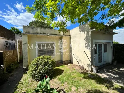 Venta de Casa 5 AMBIENTES en Merlo