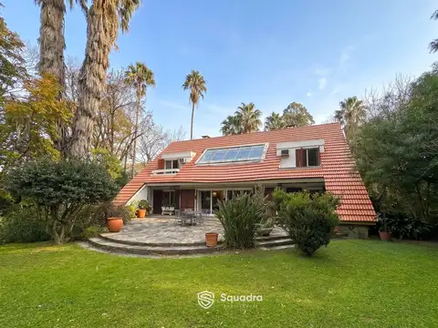 VENTA | PERMUTA - Casa ideal para institución con 7 dormitorios - Roldán.