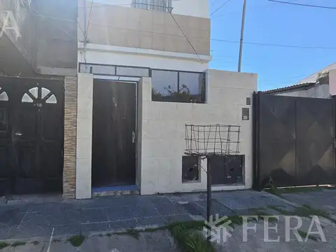 Venta PH 2 ambientes en Quilmes