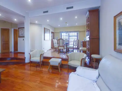 Casa en Venta en Monte Castro, USD 470.000