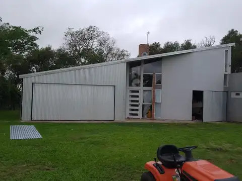 Casa 6 ambientes con 1 baño