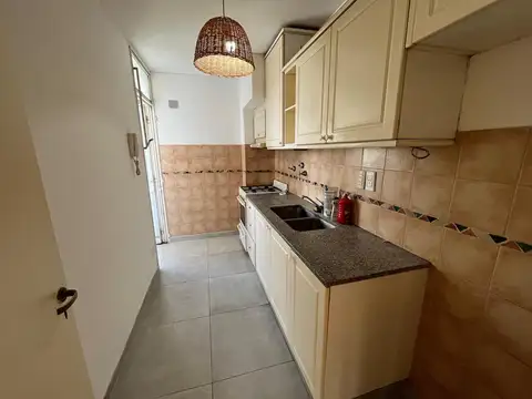 Departamento en Alquiler en Centro, $ 550.000