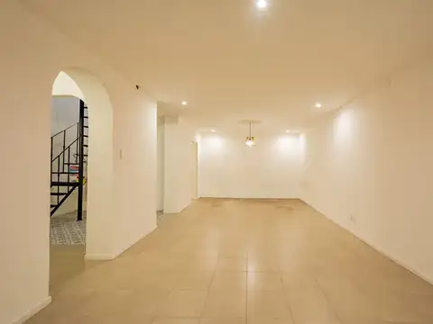 Teniente General Juan Domingo Perón 1200