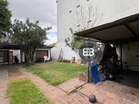 Terreno en Venta 28  mts Fondo